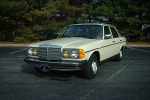 1982 240D Diesel Sedan