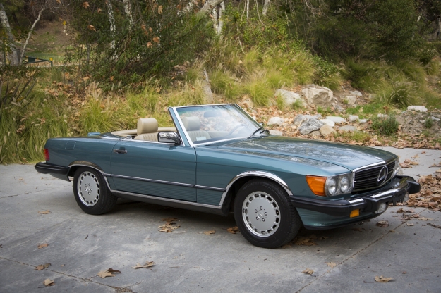 Mercedes Motoring - 1989 560SL Roadster/Coupe