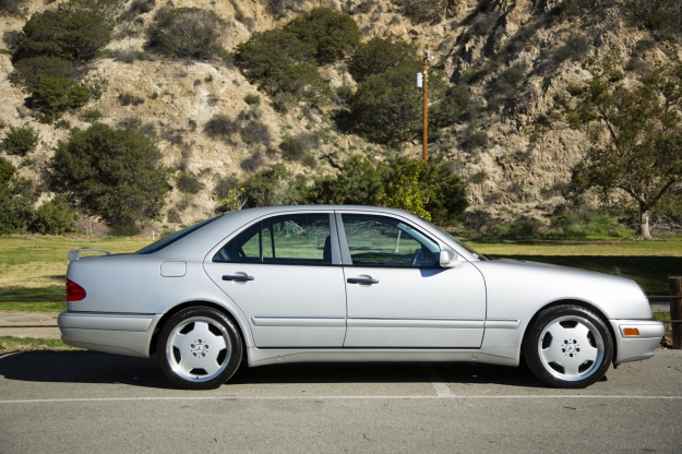 Mercedes Motoring - 1999 E55 AMG Gasoline Sedan